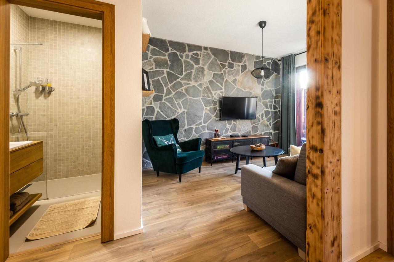 Lucnica Apartments Tale Exterior photo