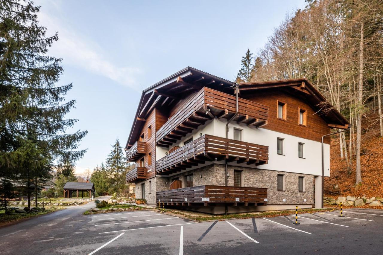 Lucnica Apartments Tale Exterior photo